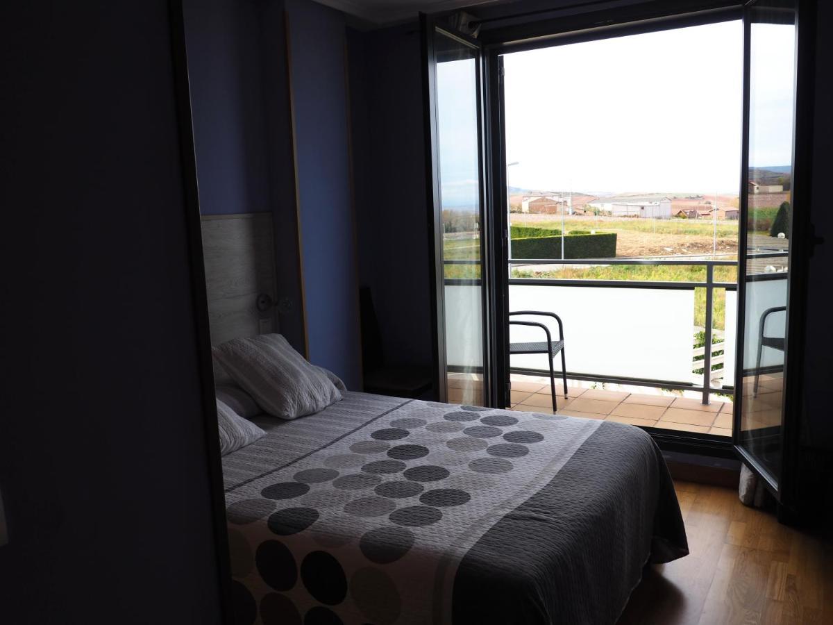 Apartamento Golf Buenas Vistas Cirueña Eksteriør billede
