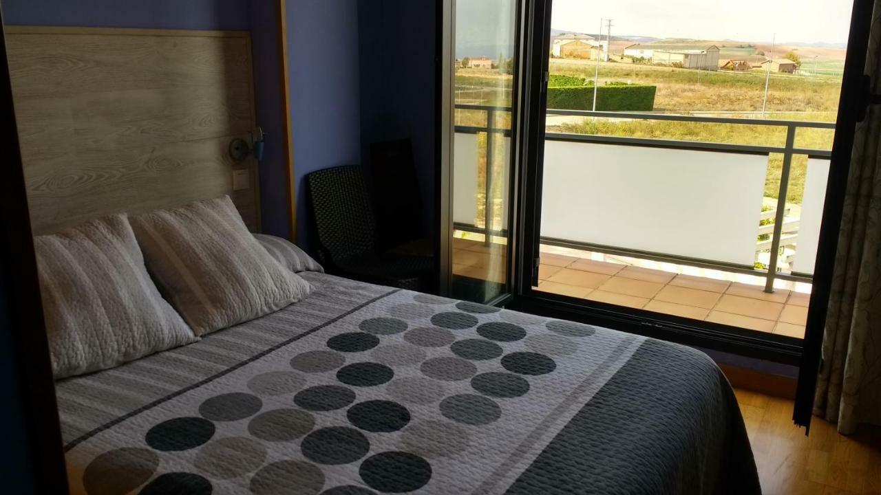 Apartamento Golf Buenas Vistas Cirueña Eksteriør billede